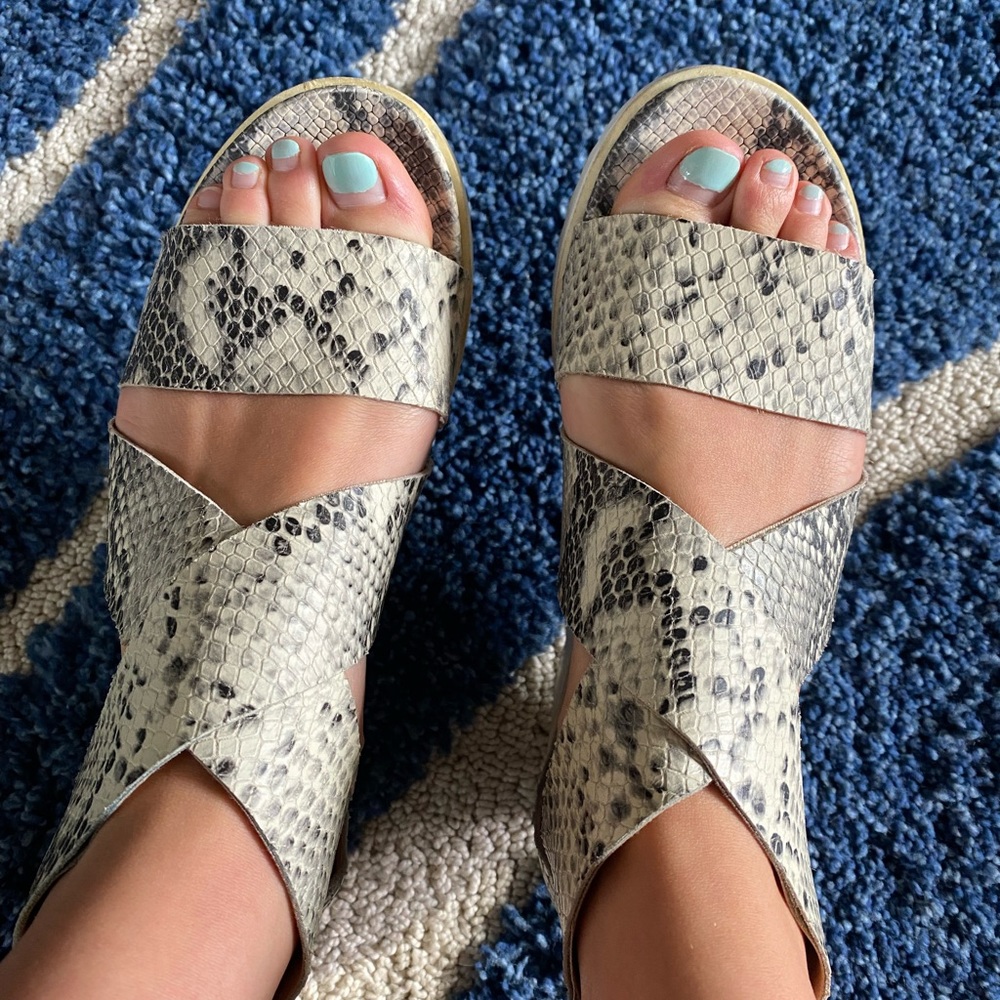 Steve Madden Sandals - Picture 2 of 6